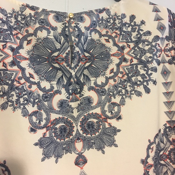 Kenar brand white patterned top - Picture 6 of 7